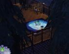 Im Teenager-Alter ist der erste Kuss ein Gro&szlig;ereignis, erwachsene Sims verführen einander im Blubberwasser-Pool.