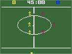 Soccer auf dem Mattel Intellivision von 1980. Damals als super realistsisch angepriesen - heute eher ein Lacher. Die Mannschaften bestanden aus fünf Akteuren, die eine künstliche Intelligenz an den Tag legen, die selbst Kreisklassemannschaften beleidigen würde. Alleine spielen war übrigens nicht möglich. Dennoch zählte Soccer zu den Verkaufsargumenten für das Intellivision. Soccer auf dem Mattel Intellivision von 1980. Damals als super realistsisch angepriesen - heute eher ein Lacher. Die Mannschaften bestanden aus fünf Akteuren, die eine künstliche Intelligenz an den Tag legen, die selbst Kreisklassemannschaften beleidigen würde. Alleine spielen war übrigens nicht möglich. Dennoch zählte Soccer zu den Verkaufsargumenten für das Intellivision.