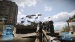 Mit dem Release des DLCs Back to Karkand führte DICE das Sturmgewehr in Battlefield 3 FAMAS ein. Nach Meinung der Community ist die Feuerkraft der Waffe zu stark und sollte demzufolge von den Entwicklern abgeschwächt werden. (5) Mit dem Release des DLCs Back to Karkand führte DICE das Sturmgewehr in Battlefield 3 FAMAS ein. Nach Meinung der Community ist die Feuerkraft der Waffe zu stark und sollte demzufolge von den Entwicklern abgeschwächt werden. (5)