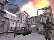 Zwei SAS-Soldaten müssen mit ansehen, wie Terrorkommandos dieses Schloss in die Luft jagen.