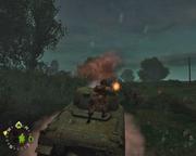 Zur Abwechslung  befehligen Sie einen Panzer und klemmen sich selbst hinter das oben montierte Maschinengewehr.