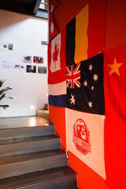 Entwickler aller Nationen sind bei Spicy Horse vertreten.
