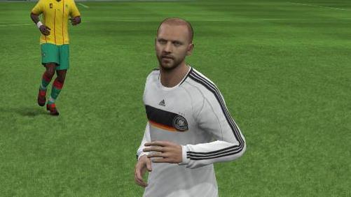 FIFA 10: Maik Koch im Dress der deutschen Nationalmannschaft. Nachvollziehbar, jetzt wo Thorsten Frings nicht mit zur WM darf.