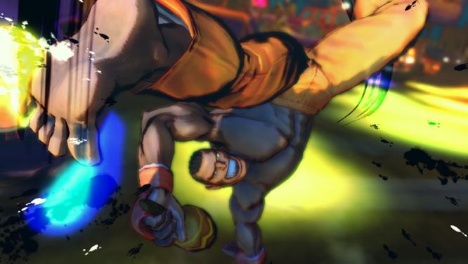 Super Street Fighter 4 für den PC: Piraterie-Problem sorgt beim Entwickler für Bedenken. Pläne für einen Release liegen vorerst auf Eis.