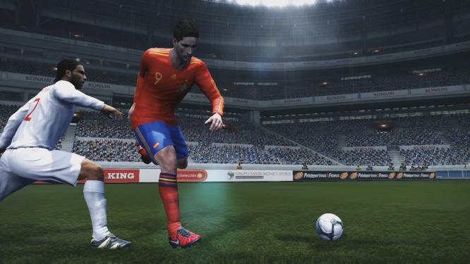 Das PES-Franchise wird laut Pete Stone von Konami UK nur in einem langen Prozess Neuerungen erfahren. Veränderungen seien aber definitiv geplant und werden auch umgesetzt. (6)