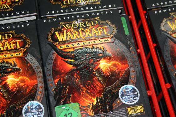 Auch nach vier Wochen seit Verkaufsstart bleibt World of Warcraft: Cataclysm das derzeit meistgekaufte PC-Spiel. Infos satt zu Cataclysm gibt's wie gewohnt in der aktuellen PC Games MMORE 2/11.