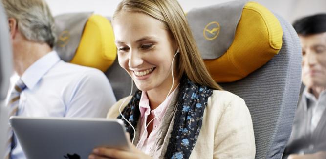 Surfen über den Wolken - mit der Lufthansa ist das seit heute kein Problem mehr. Partner ist die Deutsche Telekom.