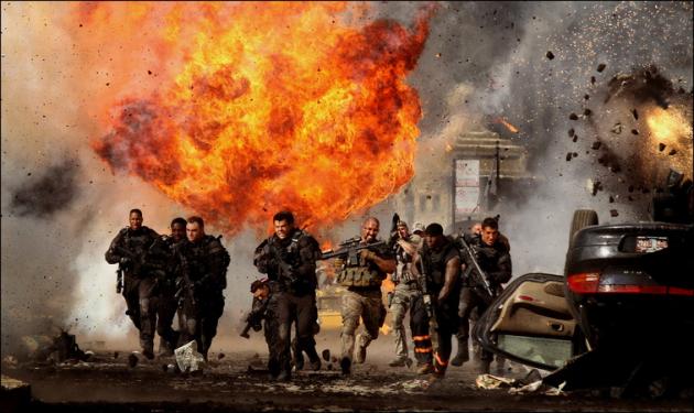Ein Youtube-Video zeigt den Vergleich von Szenen aus Transformers 3: Dark of the Moon und Die Insel. Der Regisseur Michael Bay hat aus seinem letztgenannten Streifen Material für sein aktuelles Actionspektakel recycelt. 