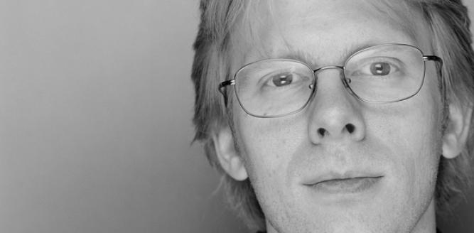 Einfach mal Dampf ablassen. John Carmack glaubt, dass Spiele eher eine positive Wirkung haben. Sie würden keine Gewalt schüren.