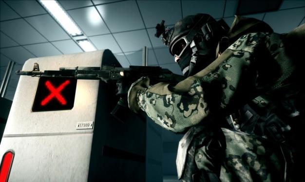 Das Spielen der Scharfschützen-Klasse in Battlefield 3 soll durch Reflexionen am Zielfernrohr und Schwanken des Fadenkreuzes etwas anspruchsvoller werden. (8)