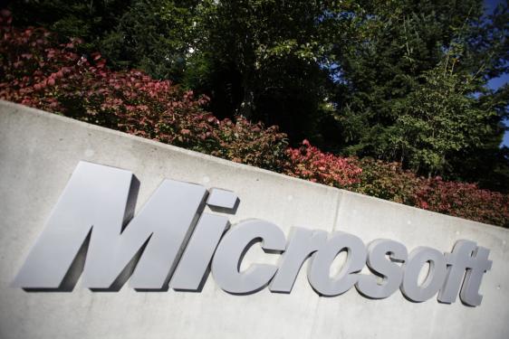 Microsoft schreibt erstmals rote Quartalszahlen - trotz Rekordumsatz.