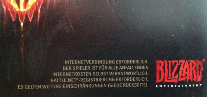 Der Stein des Anstoßes: Auf der Packung von Diablo 3 wird zwar drauf hingewiesen, dass man sich beim Battle.net registrieren muss. Dass eine dauerhafte Verbindung mit der Plattform erforderlich ist, um Diablo 3 überhaupt spielen zu können, erfährt der Käufer nicht.