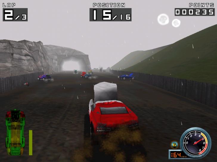 [26/11/01] Massenkarambolage Nur wer eine Begabung f&uuml;r das Verursachen von Unf&auml;llen hat, wird an Demolition Racer Gefallen finden. Ausweichreflexe sind hier nicht gefragt.