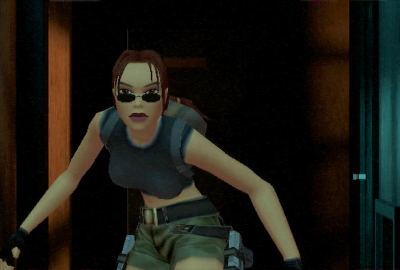 [16/04/02] Selbst in dunkelster Nacht trennt sich Lara nicht von ihrer komplett undurchsichtigen Sonnebrille.