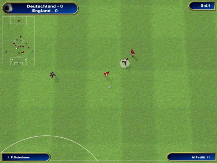 [07/04/02] Eine typische Spielszene aus Kick Off 2002 - es darf gegähnt werden.