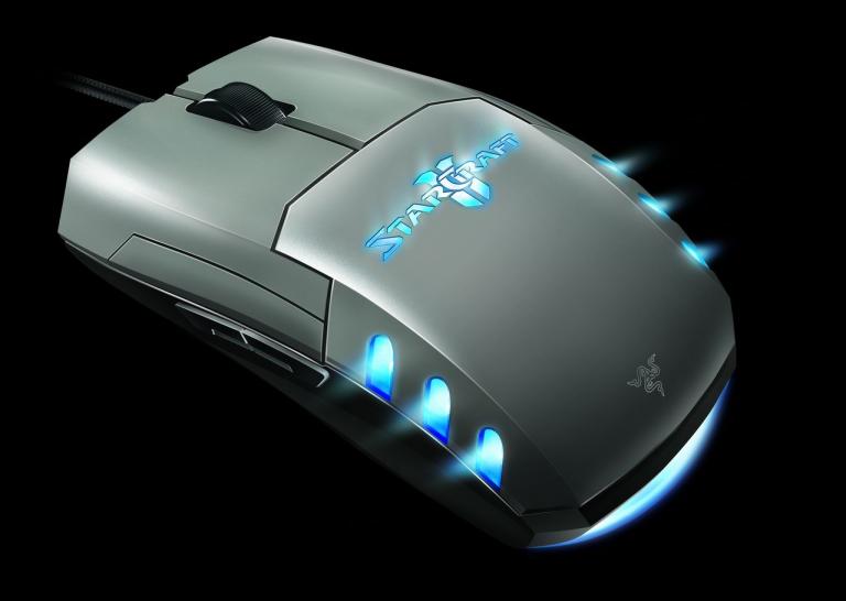 [15/06/10] Razers spezieller Starcraft 2-Hardware: Razer-Spectre-05