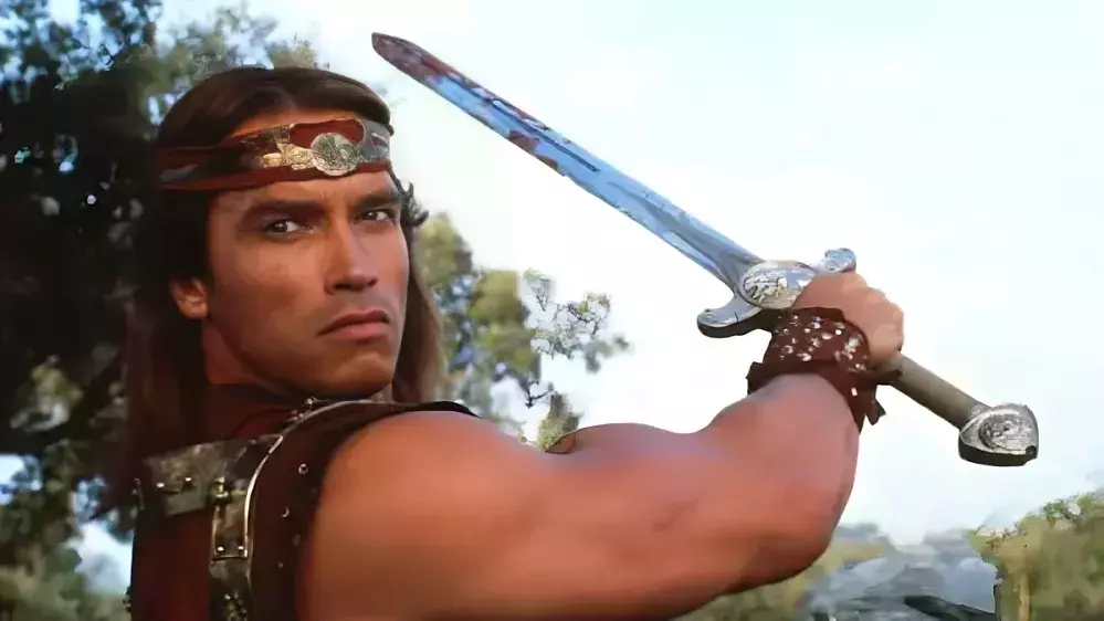 Red Sonja: Das 40 Jahre alte Original mit Arnold Schwarzenegger wurde von den Kritikern verrissen - so tapfer schlägt sich die Neuverfilmung