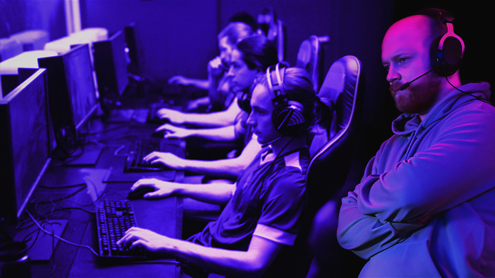 Esports Manager 2026 startet auf Steam mit Rabatt und starken Fanwertungen