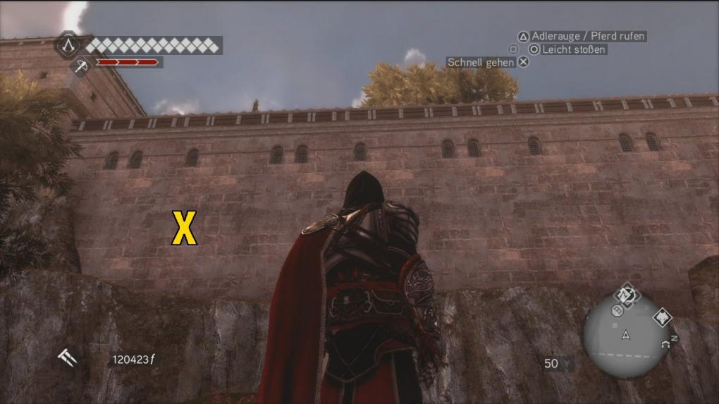Assassin's Creed: Brotherhood Komplettlösung: Glyphen-Rätsel Nr. 5: An der östlichen Außenmauer der Kaserne deckt ihr mit dem Adlerauge die fünfte Glyphe auf. Klettert direkt über die Klippen darunter an die Mauer hoch und in die Glyphe. (2)