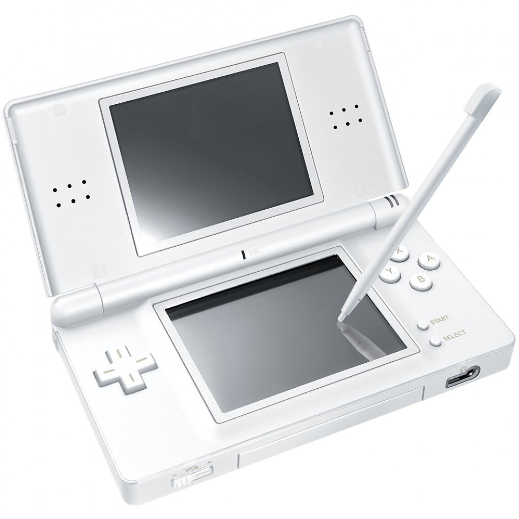 Nintendo DS Lite im edlen, weißen Design.