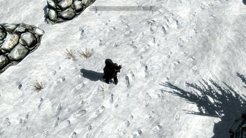 Hier seht ihr die HD-Fußabdrücke im Skyrim-Schnee.