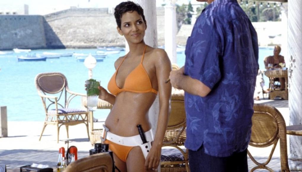 Halle Berry in 'James Bond 007 - Stirb an einem anderen Tag' (2002)