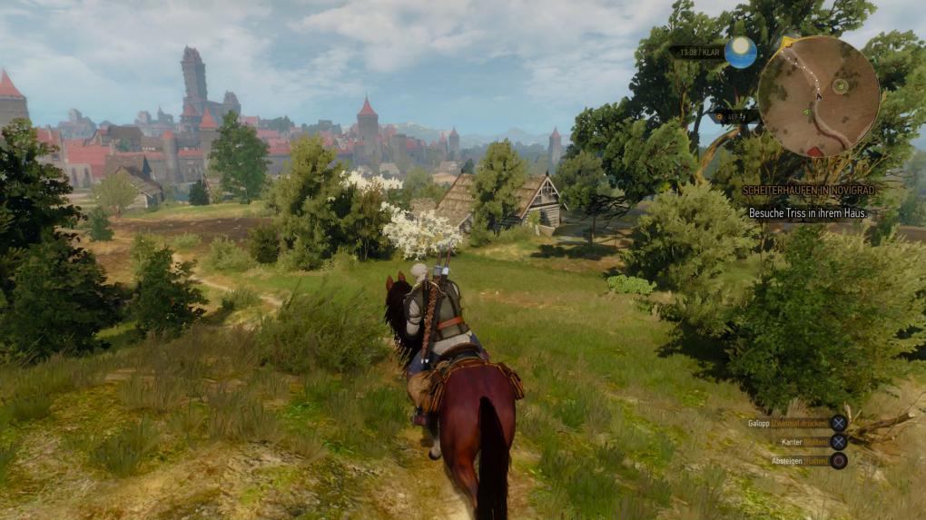 Wir können die riesigen Spielgebiete frei erkunden. Am Horizont: die prächtige Stadt Novigrad.