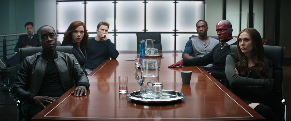 Die Avengers sollen sich den Konsequenzen ihrer Handlungen stellen: Die "Sokovia Accords", benannt nach dem Land, das in "Age of Ultron" in Mitleidenschaft gezogen wurde, sollen Superhelden unter UN-Aufsicht stellen.
