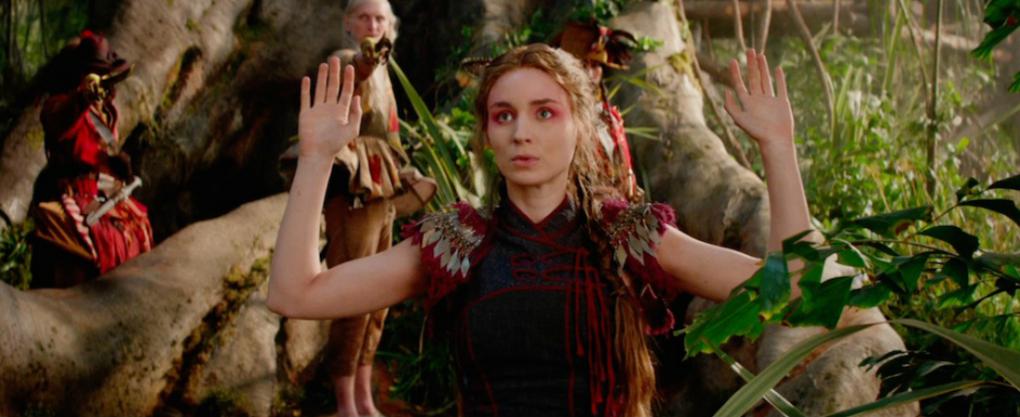 In 'Pan' wird die altbekannte Häuptlingstochter Tiger Lily plötzlich zu einer buntgeschminkten Weißen.