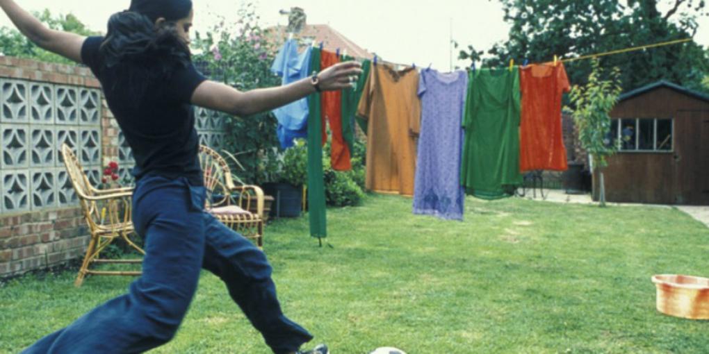 Eifert ihrem großen Idol nach: Jess aus 'Kick it like Beckham' (2002).