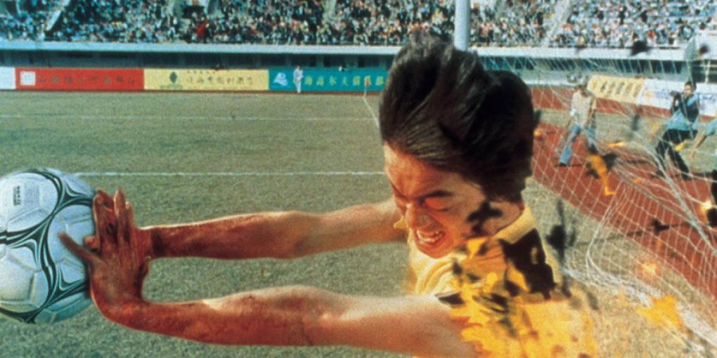 Ein Fußballspiel der etwas anderen Art: 'Shaolin Kickers' (2001).