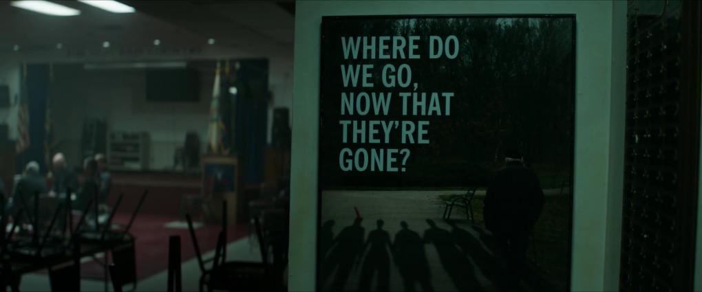 Die Szene mit der Selbsthilfegruppe erinnert uns an die HBO-Serie 'The Leftovers'.