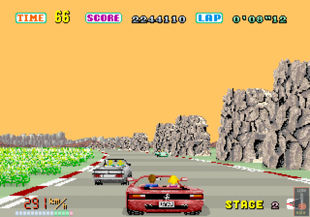 Das Fahrzeug in Out Run (1986) sieht aus wie ein Ferrari Testarossa, ist aber nicht offiziell lizenziert. Die Folge sind Rechtsstreitigkeiten mit dem italienischen Renn- und Luxuswagen-Hersteller. In der Fortsetzung gibt man dann allerdings einem richtigen Ferrari Gas.