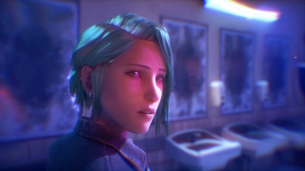 Chloe wird von Erinnerungen verfolgt, die einer Chloe in einer anderen Zeitlinie widerfahren sind.