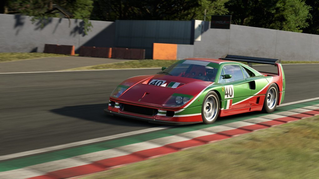 In Assetto Corsa Evo stehen auch straßentaugliche Fahrzeuge zur Verfügung. Vom Fiat bis zum Ferrari kommen alle Fans auf ihre Kosten.