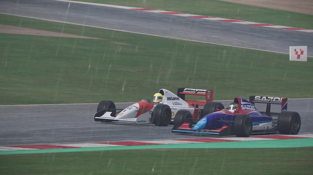 Ayrton Senna legte 1993 beim Großen Preis von England die vielleicht beste Runde in der Königsklasse aller Zeiten hin - im strömenden Regen von Donington.