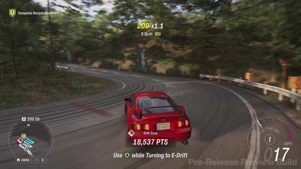 Die einen lieben sie, die anderen hassen sie: In der japanischen Tuning-Szene stehen Drift-Rennen aber auf der Tagesordnung.