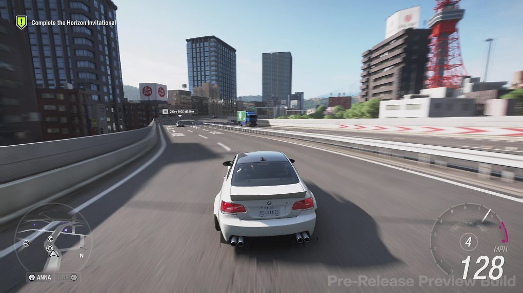 Wenn in den realen Großstädten so wenig Verkehr wäre wie in Forzas Tokio, gäbe es deutlich weniger Stress nach Feierabend.