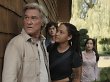 Kurt Russell, Kiersey Clemons, Ren Watabe und Anna Sawai in Monarch: Legacy of Monsters