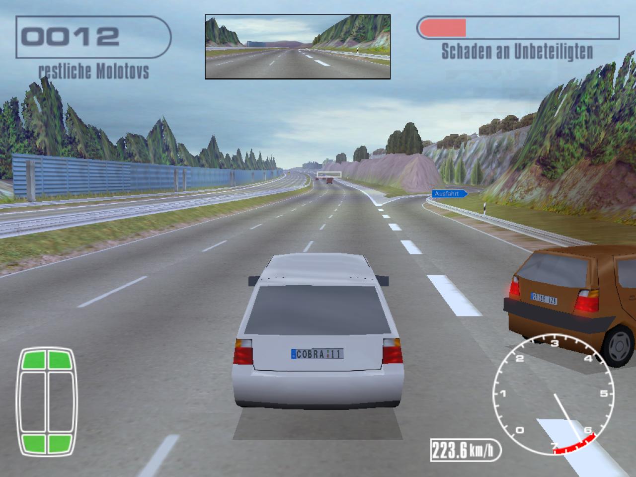 [26/11/2001] Die Ausfahrt rechts ist keine richtige Ausfahrt: Nach ein paar hundert Metern führt der Weg wieder direkt zurück auf die Autobahn.