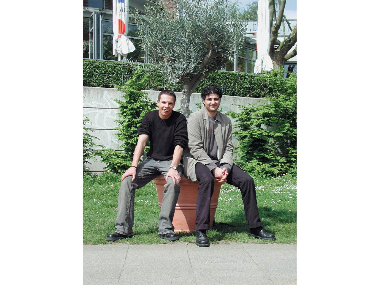 [06/06/2002] Rami und Sven wissen, dass die Counter-Strike-Community auf sie zählt. &rsquo;Entweder werden wir am Ende gefeiert - oder man zeigt mit den Fingern auf uns. Und das ist wahrscheinlicher.&rsquo;