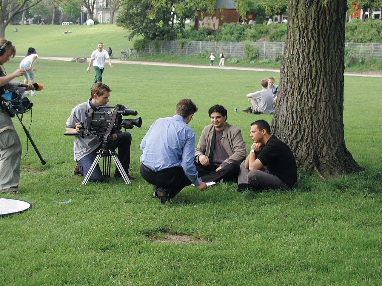 [06/06/2002] Das Team vom ZDF-Heute-Journal will wissen: Warum sollte Counter-Strike nicht indiziert werden?