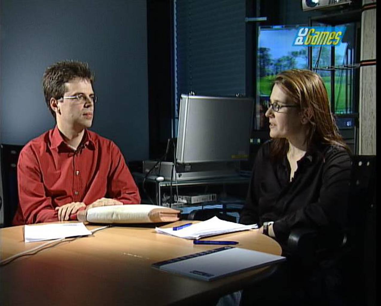 [01/12/2002] Petra Maueröder reiste mit Filmteam zu Volker Wertich, der den PC-Games-Lesern vor laufender Kamera sein Spellforce erklärt. Exklusiv-Video auf DVD, Bericht im Vorschau-Teil der PC Games 01/03!!