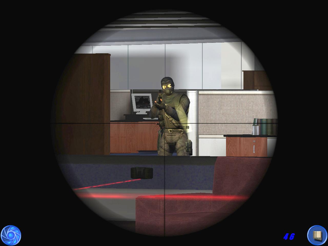 [26/12/2002] Im Visier: In späteren Levels muss sich Bond mit gefährlichen Spezialeinheiten herumschlagen. Diese verhalten sich ähnlich hinterhältig wie die Black Ops aus Half-Life: Opposing Force.