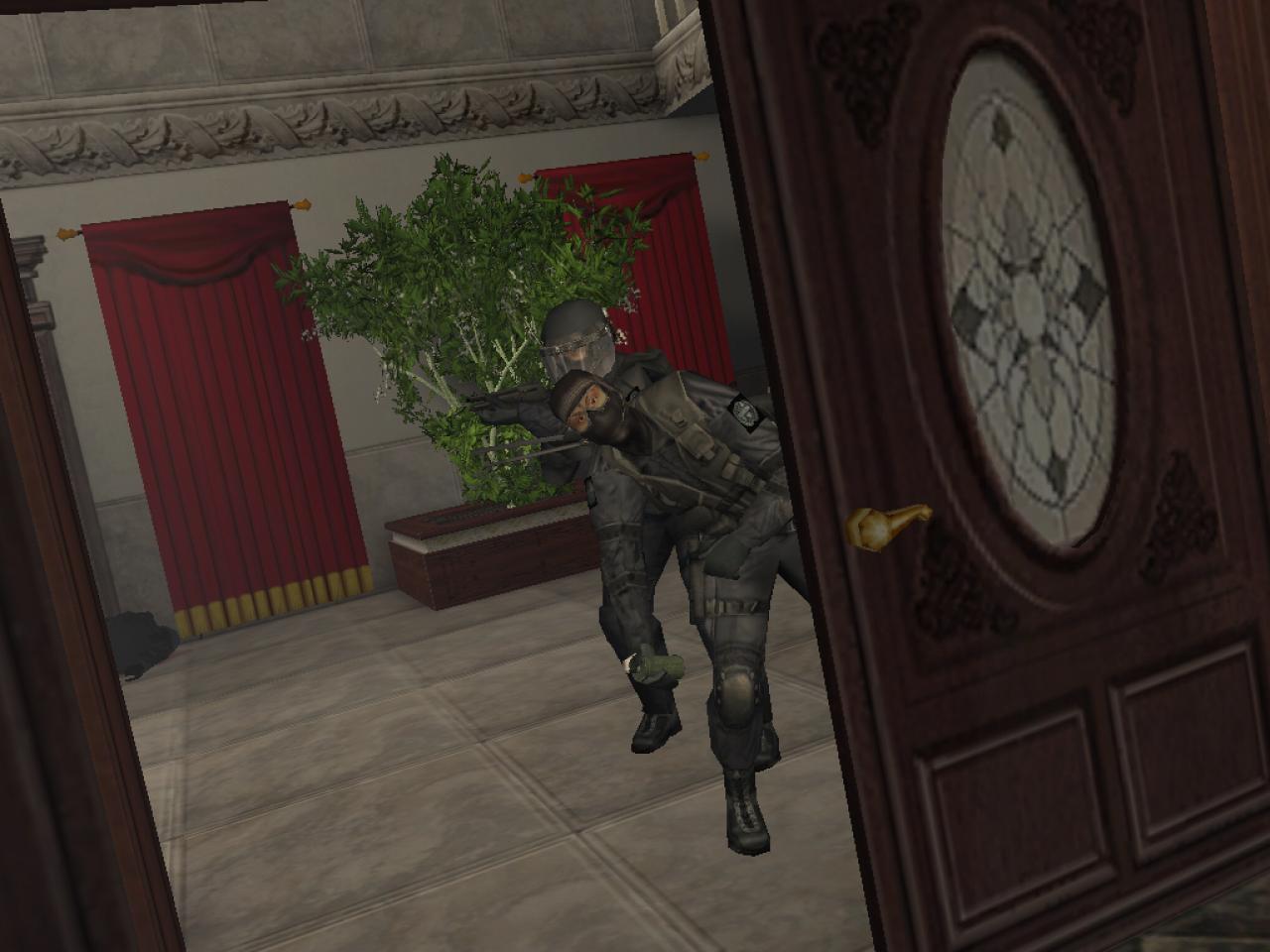 [06/03/2003] Raven Shield - der neue Patch verbessert laut Ubi Soft unter anderem die Performance.