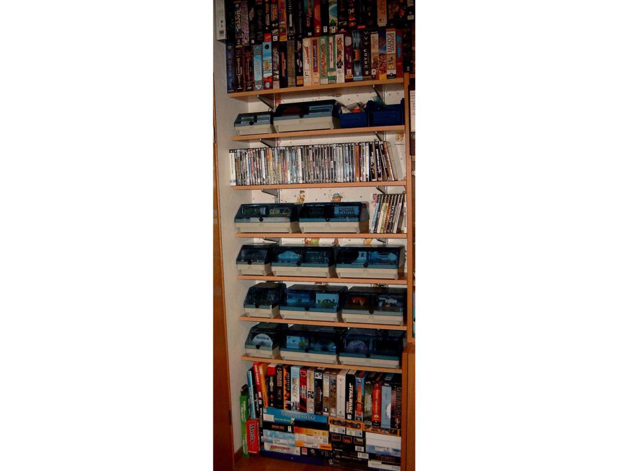 [02/07/2003] Die Spielesammlung von Nali_WarCow.