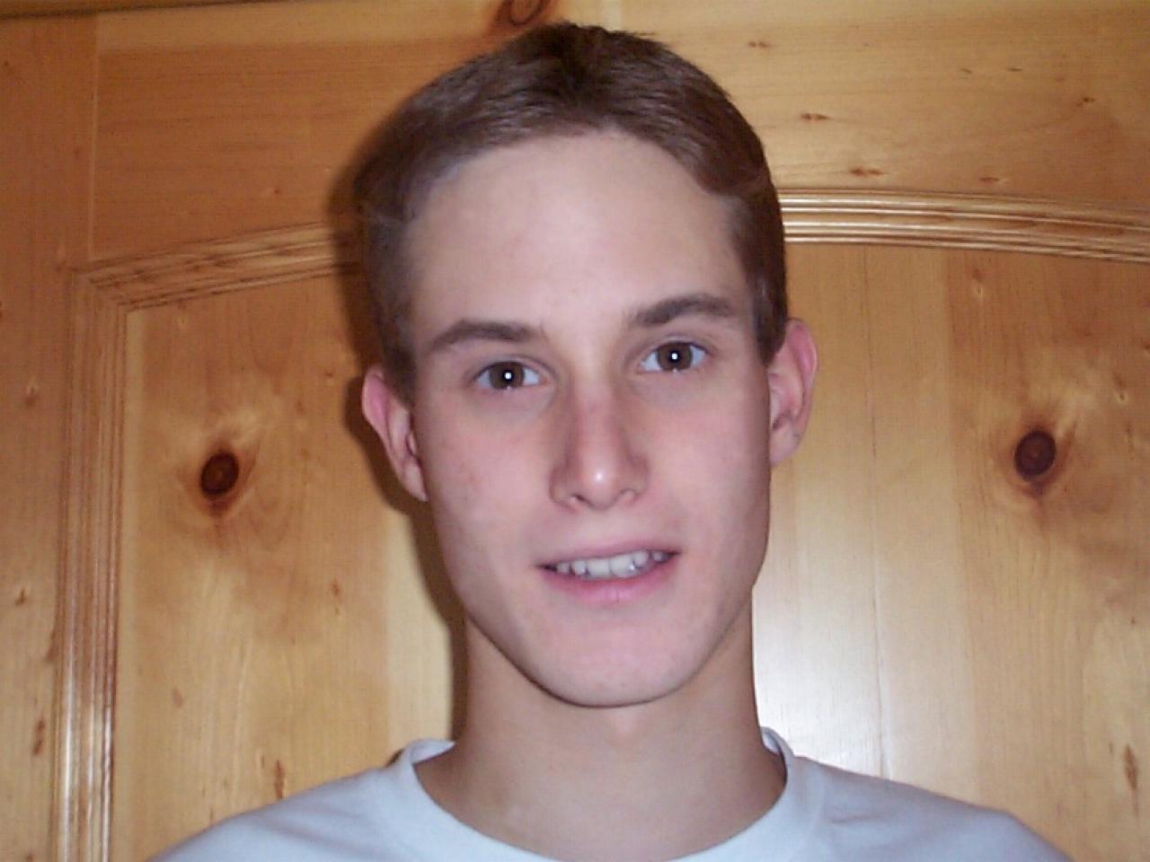 [25/09/2003] Florian Jesse ist Webmaster von live-for-speed.de