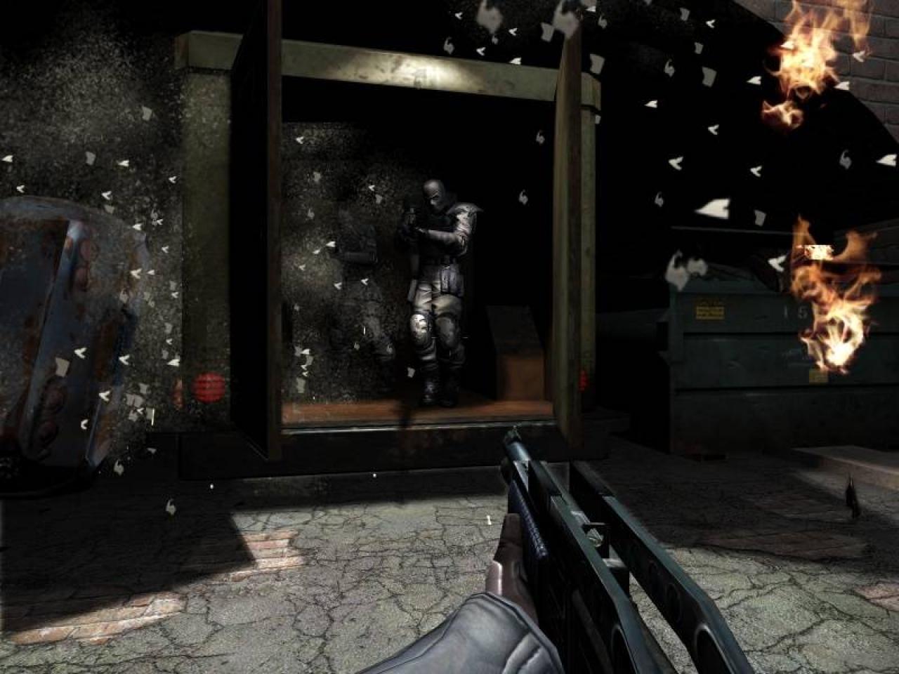 [18/05/2005] Fear: Im Ego-Shooter könnt ihr fast beliebig oft die Zeit verlangsamen, um euch durch die Gegner-Reihen zu kämpfen. Im Multiplayer-Modus hat man aus verständlichen Gründen darauf verzichtet.
