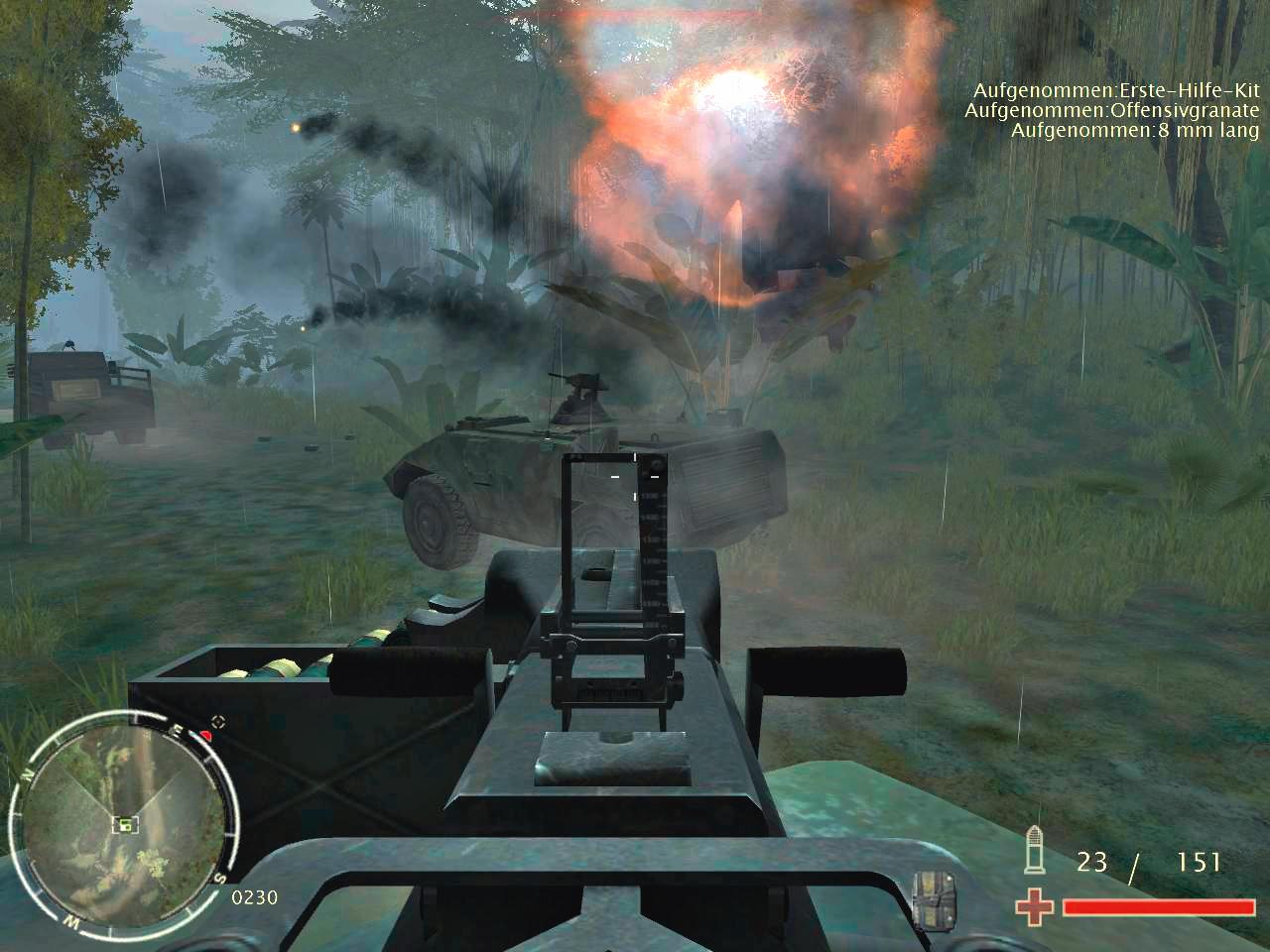 [22/06/2006] Mit dem Granatwerfer beschießen wir einen Panzer.