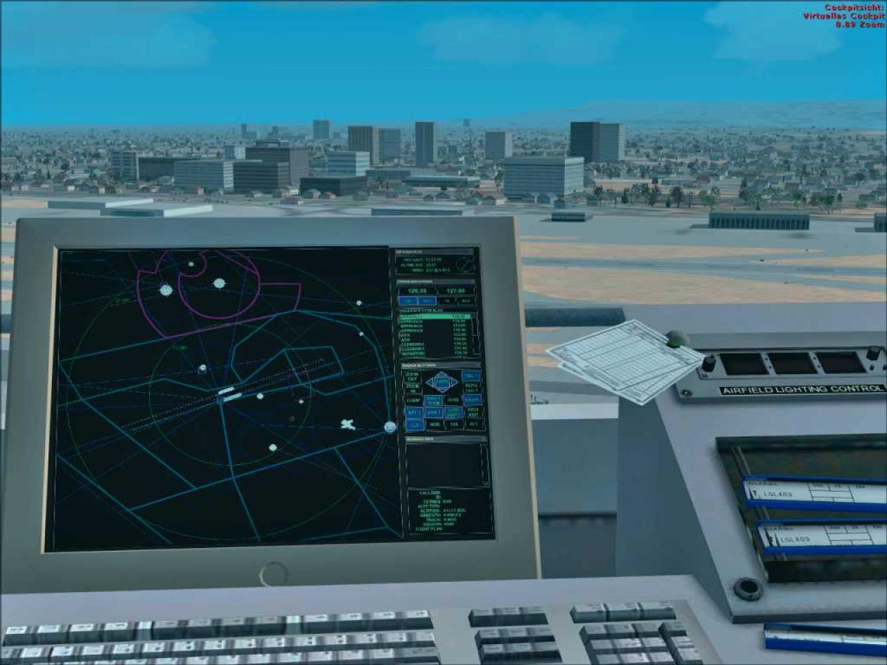 [19/10/2006] Mehr Teamwork verspricht der Multiplayer. Auf Wunsch fungiert ein Freund als Copilot und bedient die Instrumente. In der Professional Edition nehmen Sie sogar als Fluglotse im Tower Platz.